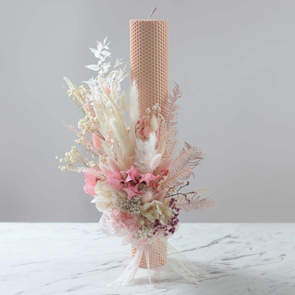 Lumânare de botez cu flori stabilizate – ceară naturală, culori pastel, 40 cm