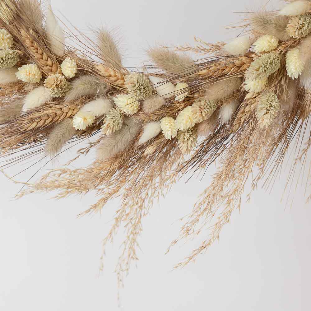 Coroniță decorativă din plante uscate – natur, handmade