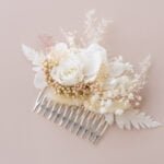 Accesoriu de păr pentru mireasă – pieptăn cu flori stabilizate