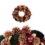 Coroniță de Crăciun cu conuri naturale, globuri roșii și accente decorative – 30 cm