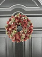 Coroniță Crăciun cu conuri roșii și aurii – 25 cm - imagine 2